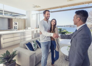 Important Strategies for Selling Your Luxury Home