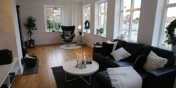 5 Common Window Materials For Your Home