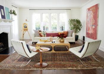 Crucial Tips When Decorating With Large Area Rugs