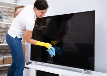 How To Clean Your Television Screen Without Damaging It