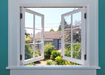 The Cost of Bay Window Installation (Guide for Homeowners)