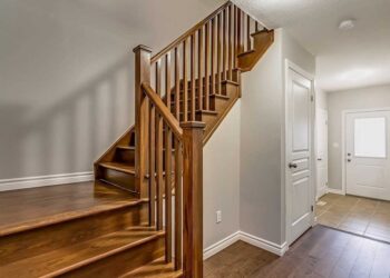 Thin but Mighty: Ensuring Safety and Style with Narrow Staircases