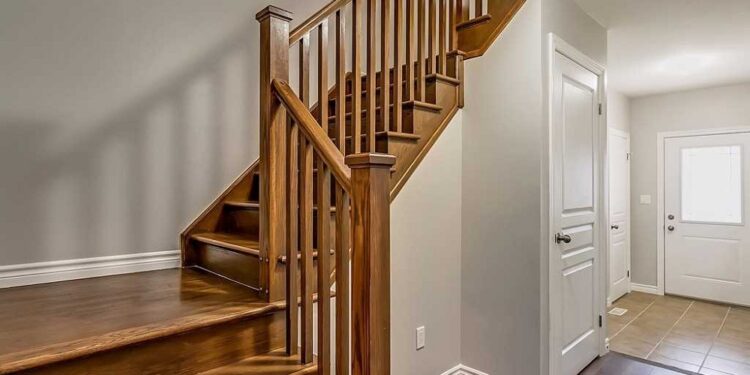 Thin but Mighty: Ensuring Safety and Style with Narrow Staircases